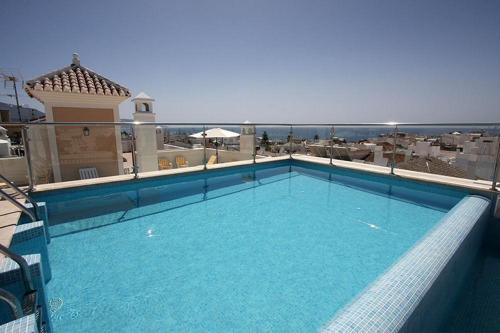 Apartamentos La Botica de Nerja Exterior foto